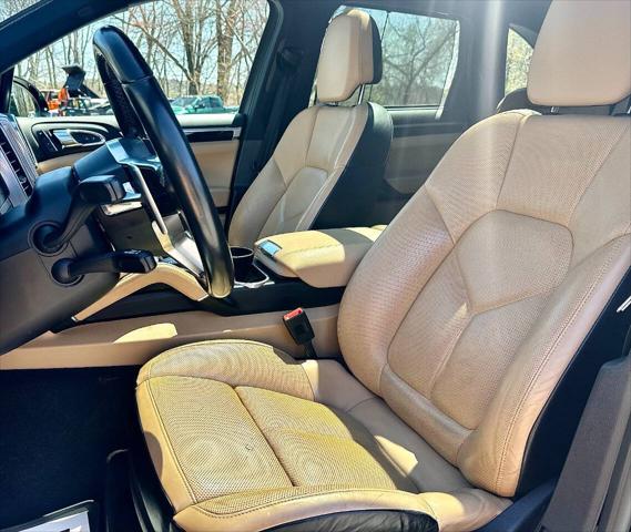 2017 Porsche Cayenne Platinum Edition AWD 4dr SUV