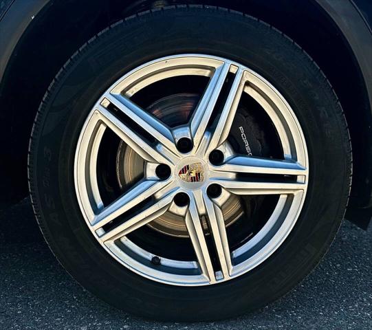 2017 Porsche Cayenne Platinum Edition AWD 4dr SUV