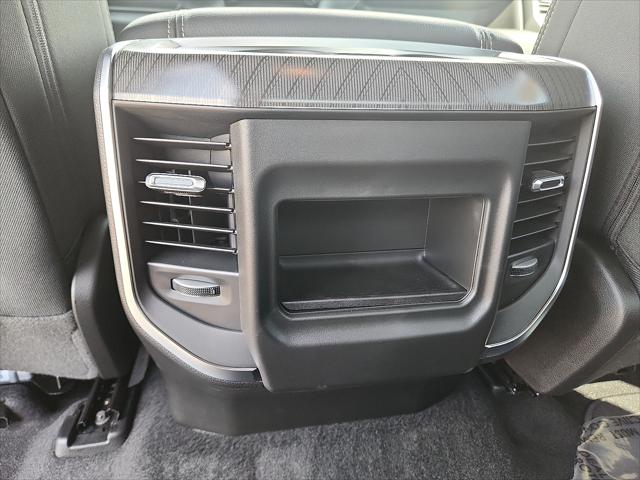 2026 Ram 1500 Express Crew Cab 4x4 5'7" Box