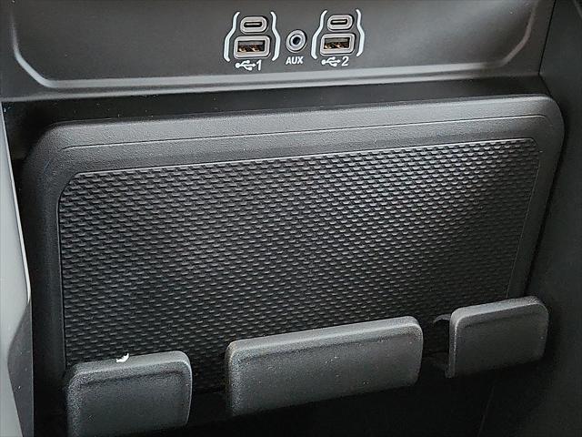 2026 Ram 1500 Express Crew Cab 4x4 5'7" Box