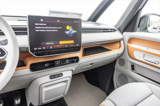 2025 Volkswagen ID. Buzz Pro S Plus with 4MOTION