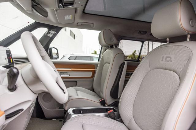 2025 Volkswagen ID. Buzz Pro S Plus with 4MOTION