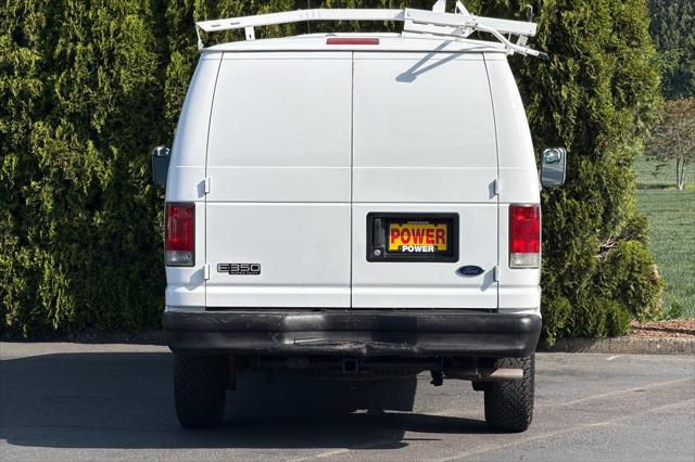 2002 Ford E-350 Super Duty Unknown