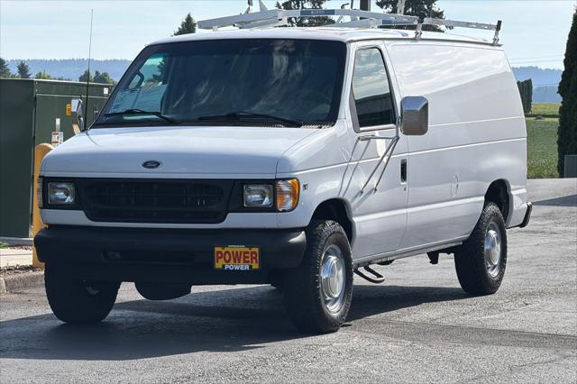 2002 Ford E-350 Super Duty Unknown