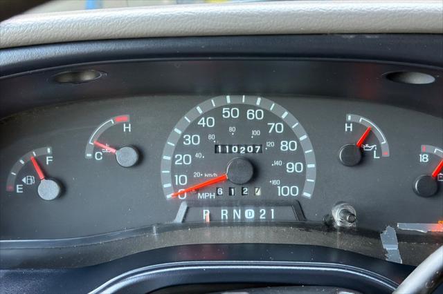 2002 Ford E-350 Super Duty Unknown