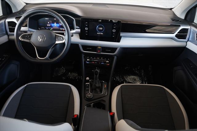 2026 Volkswagen Taos SE