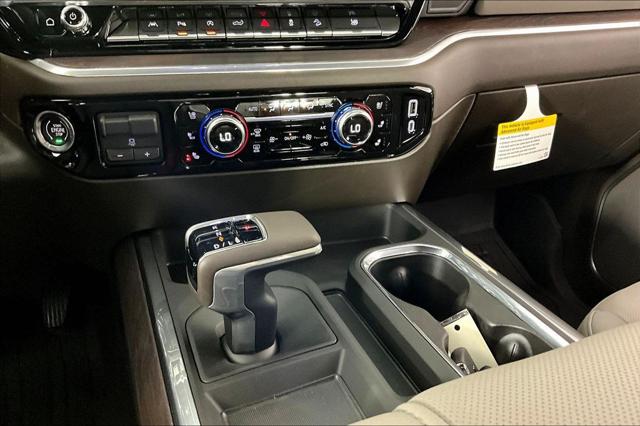 2026 GMC Sierra 1500 Crew Cab, Short Bed, SLT, 4WD