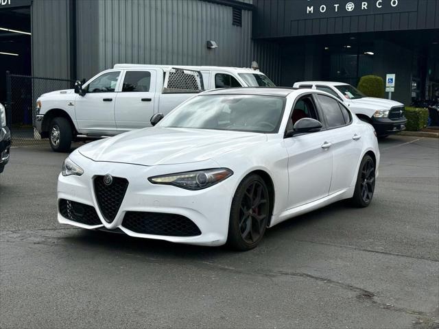2020 Alfa Romeo Giulia Sport RWD