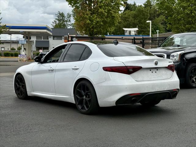 2020 Alfa Romeo Giulia Sport RWD