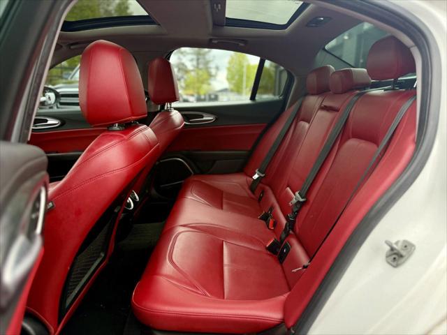 2020 Alfa Romeo Giulia Sport RWD