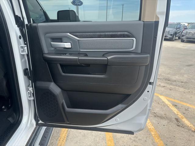 2020 Jeep Ram 2500 Big Horn Crew Cab 4x4 6'4" Box