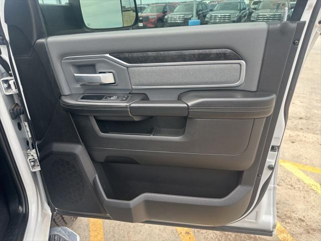 2020 Jeep Ram 2500 Big Horn Crew Cab 4x4 6'4" Box