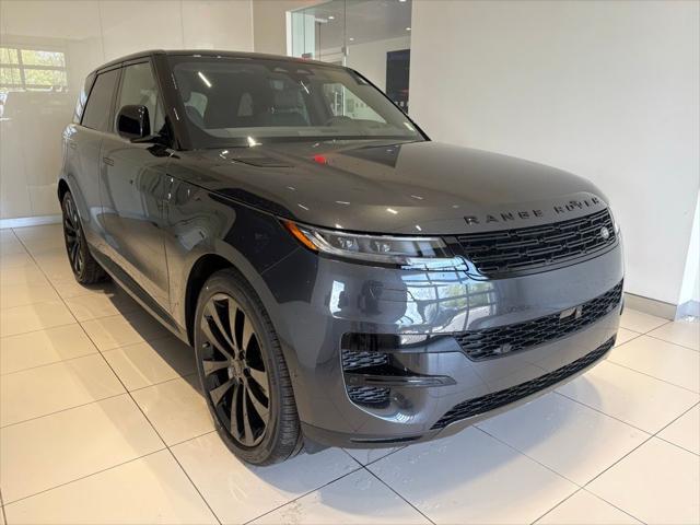 2026 Land Rover Range Rover Sport P360 SE