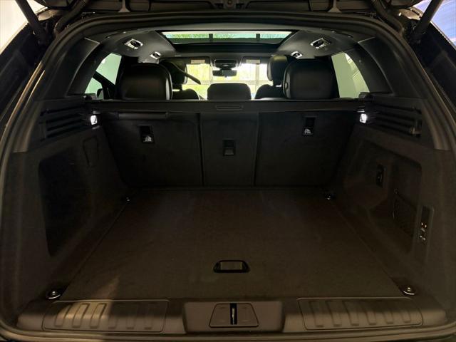2026 Land Rover Range Rover Sport P360 SE