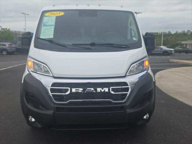 2025 Ram ProMaster 2500 Cargo Van Tradesman Low Roof 136" WB w/Pass Seat