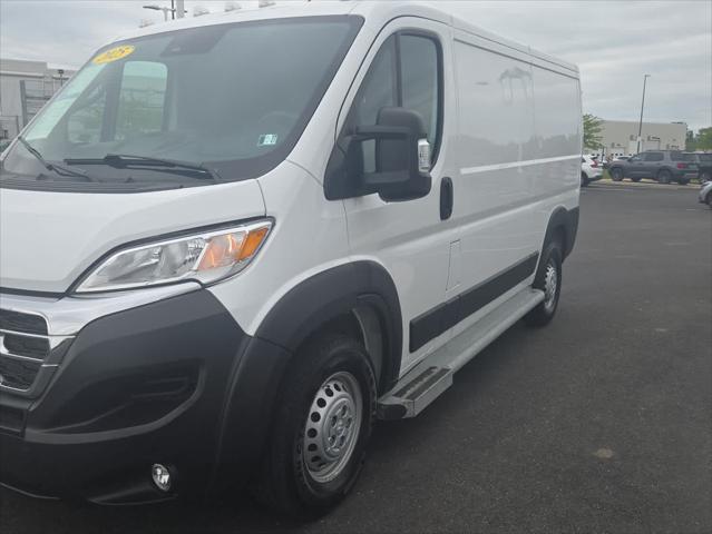 2025 Ram ProMaster 2500 Cargo Van Tradesman Low Roof 136" WB w/Pass Seat