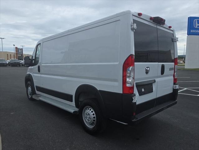 2025 Ram ProMaster 2500 Cargo Van Tradesman Low Roof 136" WB w/Pass Seat