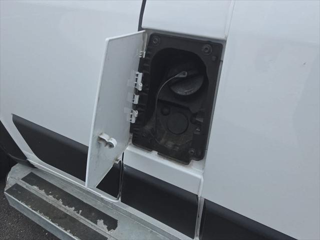 2025 Ram ProMaster 2500 Cargo Van Tradesman Low Roof 136" WB w/Pass Seat