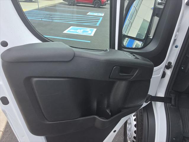 2025 Ram ProMaster 2500 Cargo Van Tradesman Low Roof 136" WB w/Pass Seat