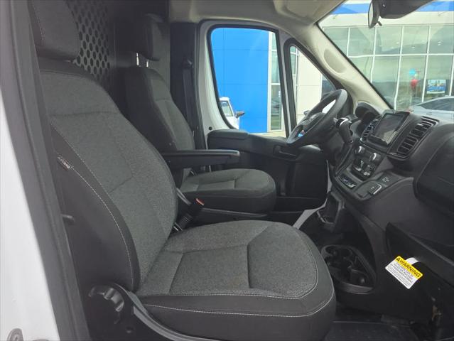 2025 Ram ProMaster 2500 Cargo Van Tradesman Low Roof 136" WB w/Pass Seat
