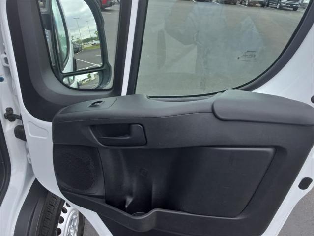 2025 Ram ProMaster 2500 Cargo Van Tradesman Low Roof 136" WB w/Pass Seat