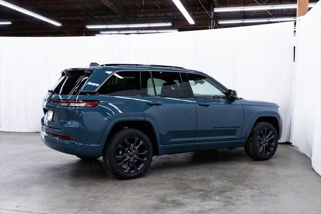 2026 Jeep Grand Cherokee Limited Reserve