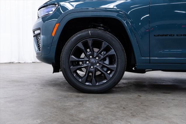 2026 Jeep Grand Cherokee Limited Reserve