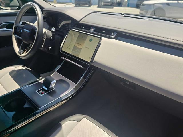 2026 Land Rover Range Rover Velar P250 Dynamic SE