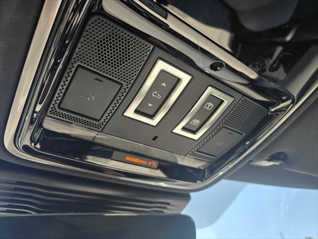 2026 Land Rover Range Rover Velar P250 Dynamic SE