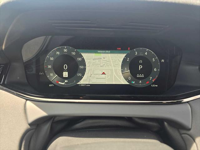 2026 Land Rover Range Rover Evoque Dynamic SE