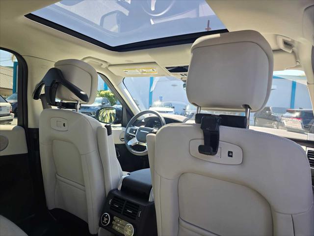 2025 Land Rover Discovery P300 S