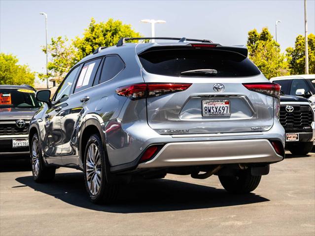 2021 Toyota Highlander Platinum