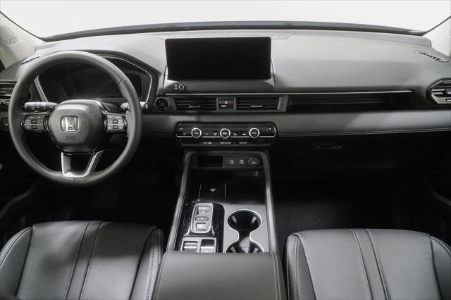 2026 Honda Pilot Touring Blackout