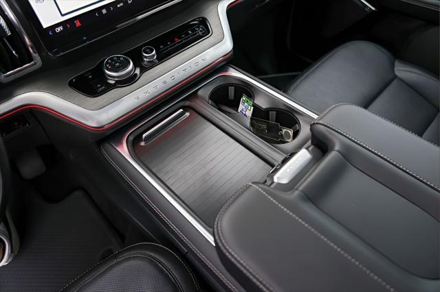 2025 Ford Expedition Platinum MAX