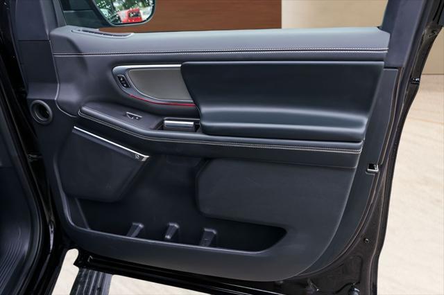2025 Ford Expedition Platinum MAX