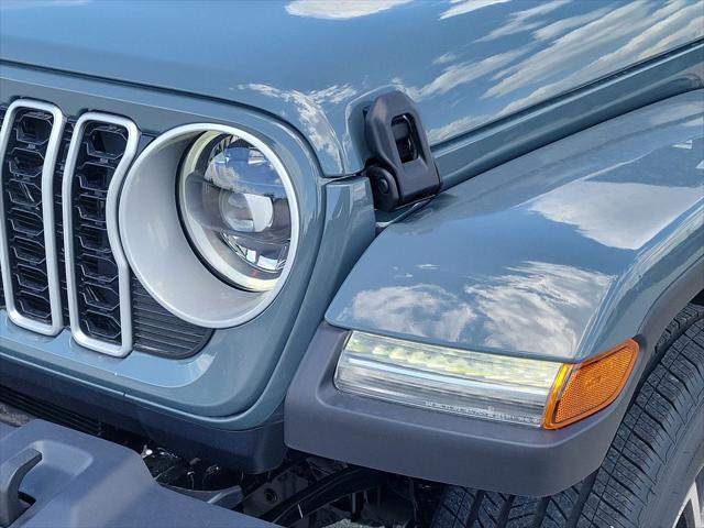 2026 Jeep Wrangler 4-Door Sahara 4x4