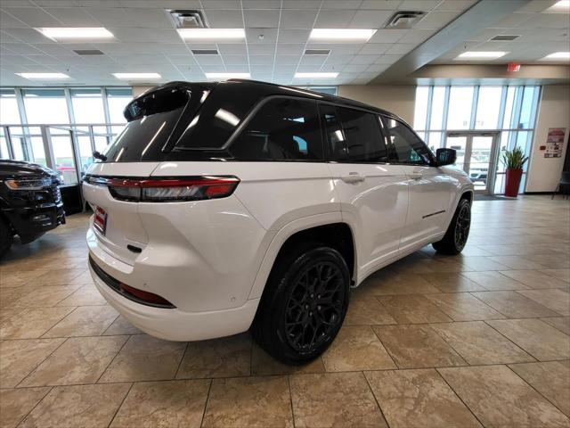 2026 Jeep Grand Cherokee Summit 4x4
