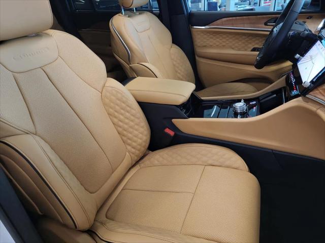 2026 Jeep Grand Cherokee Summit 4x4