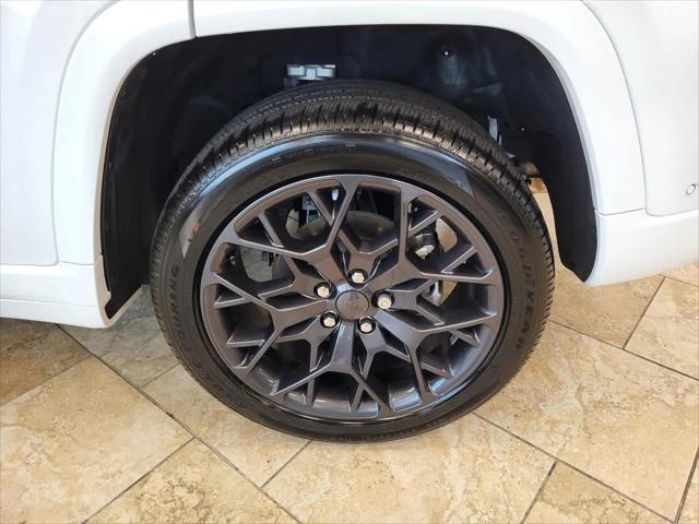 2026 Jeep Grand Cherokee Summit 4x4