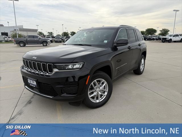 2026 Jeep Grand Cherokee GRAND CHEROKEE LAREDO X 4X4