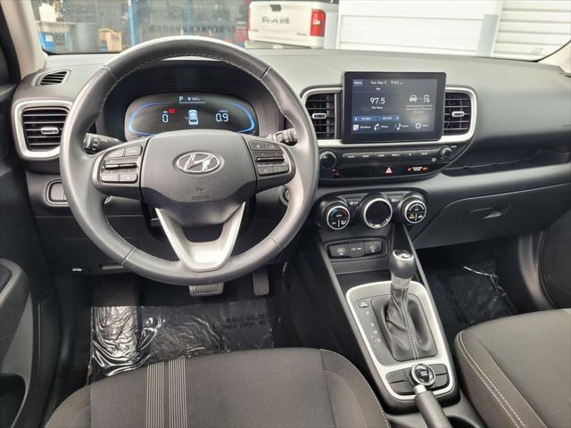 2025 Hyundai Venue SEL