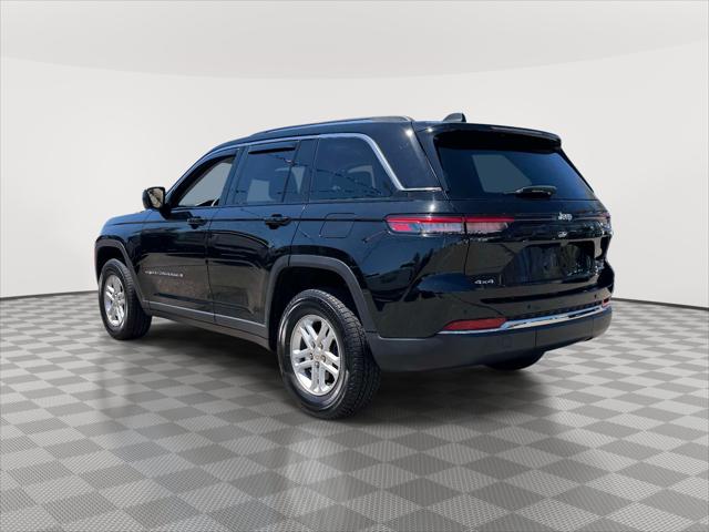 2023 Jeep Grand Cherokee Laredo 4x4