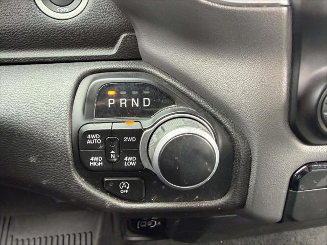 2022 Ram 1500 Big Horn Crew Cab 4x4 5'7" Box