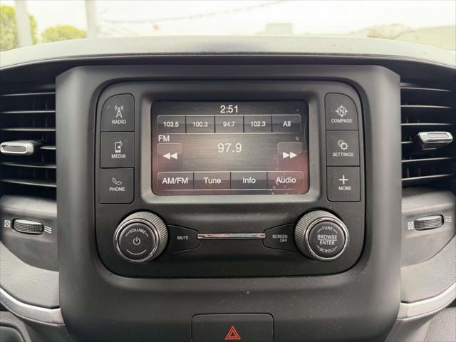 2022 Ram 1500 Big Horn Crew Cab 4x4 5'7" Box