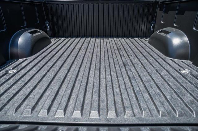 2026 Toyota Tundra SR5 CrewMax 5.5' Bed