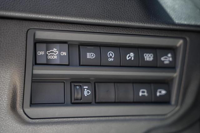 2026 Toyota Tundra SR5 CrewMax 5.5' Bed