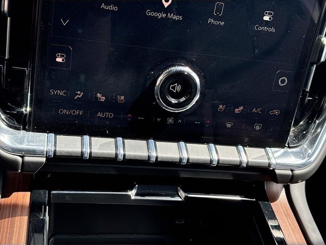 2025 GMC Yukon XL 4WD Denali