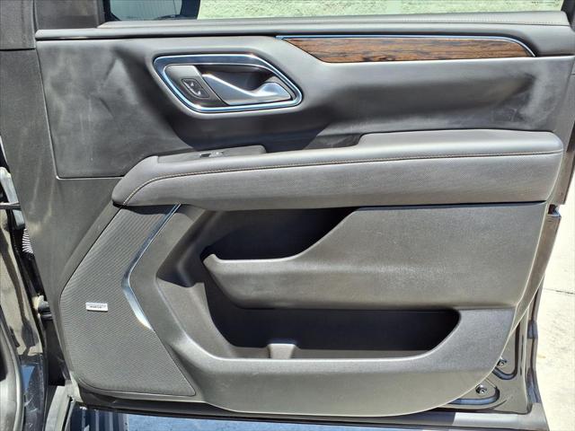 2022 Chevrolet Suburban 4WD Premier