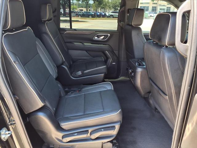 2022 Chevrolet Suburban 4WD Premier