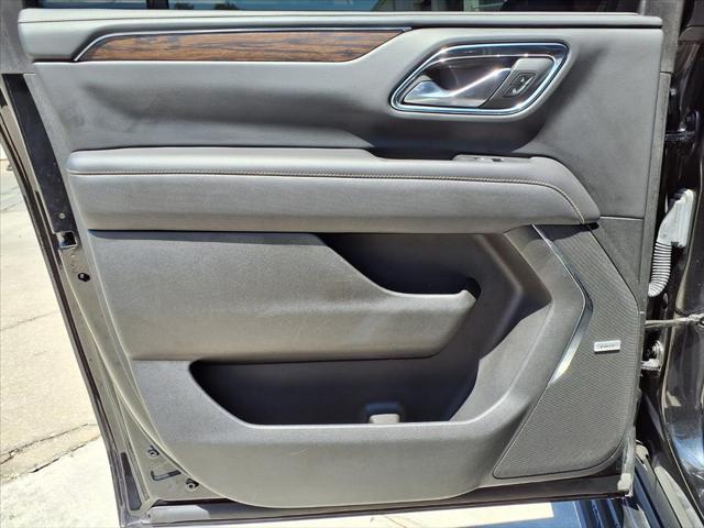 2022 Chevrolet Suburban 4WD Premier